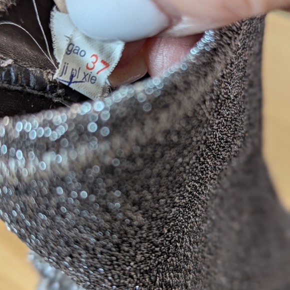 Women's (Size 37) Shimmering Silver No-Slip Ankle Booties With Angled Block Heel - Picture 2 of 16